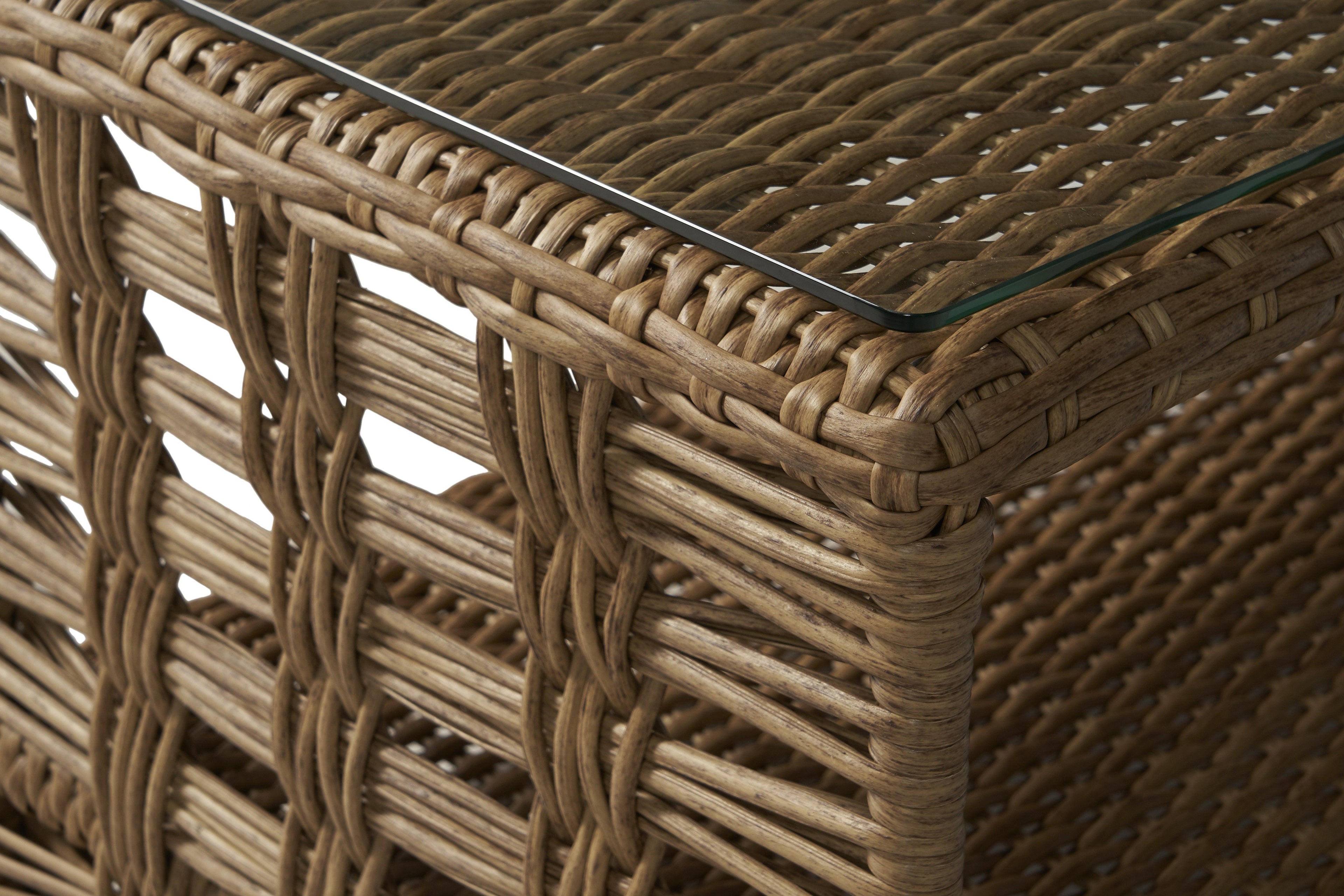 Magnolia 43" Rectangular Cocktail Table — Detail