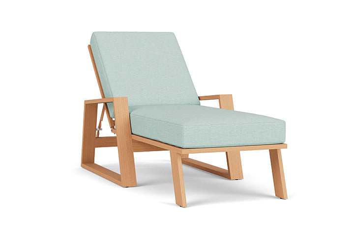 Pursuit Pool Chaise