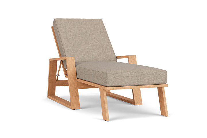 Pursuit Pool Chaise