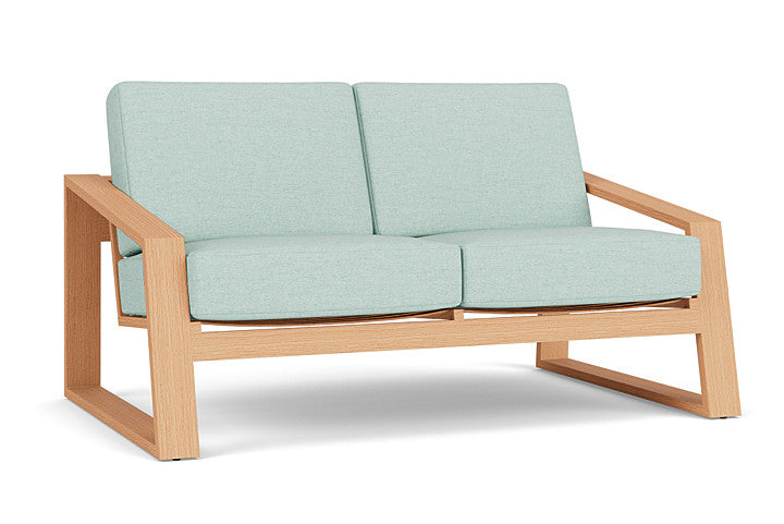 Pursuit Loveseat