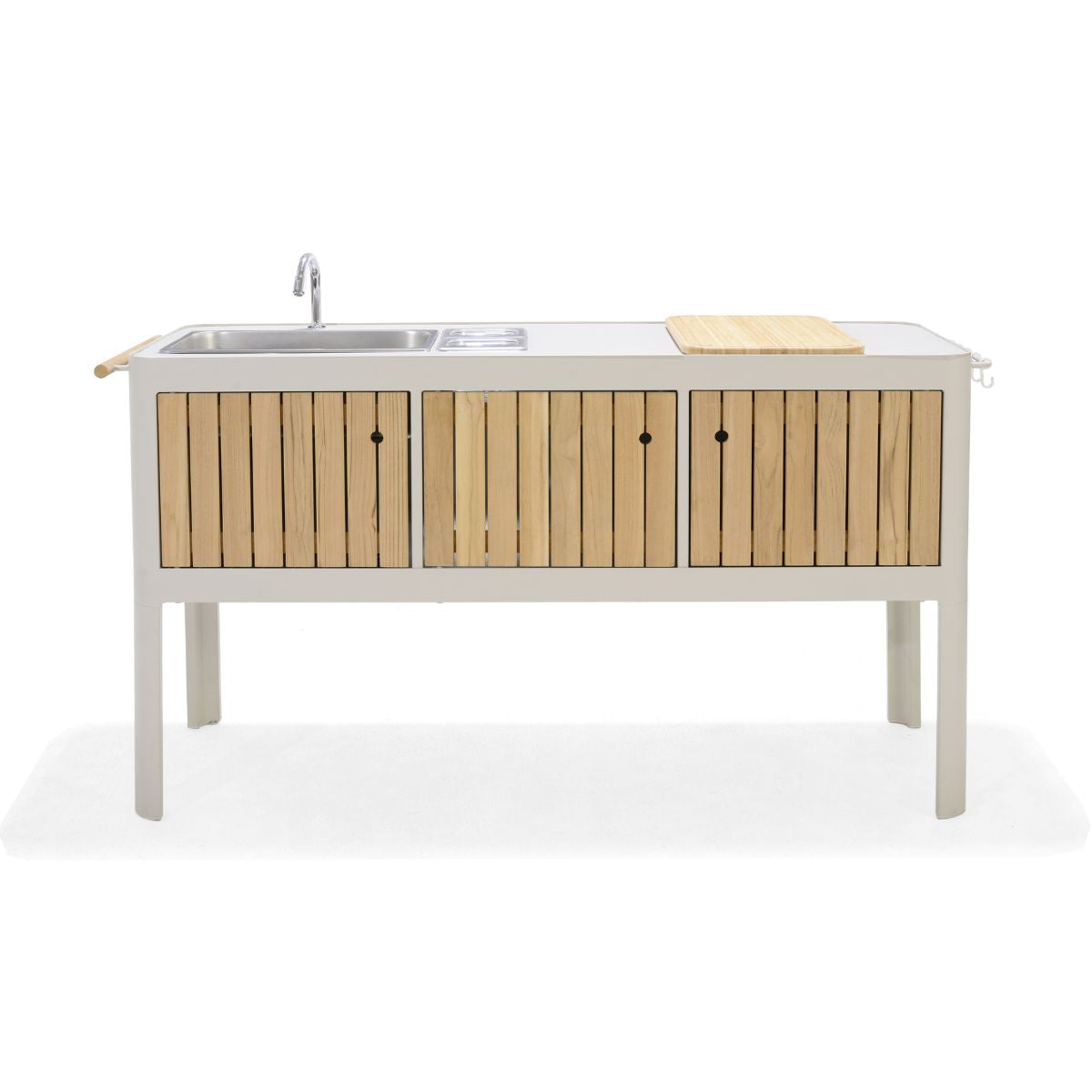 Portals Light Outdoor Kitchen