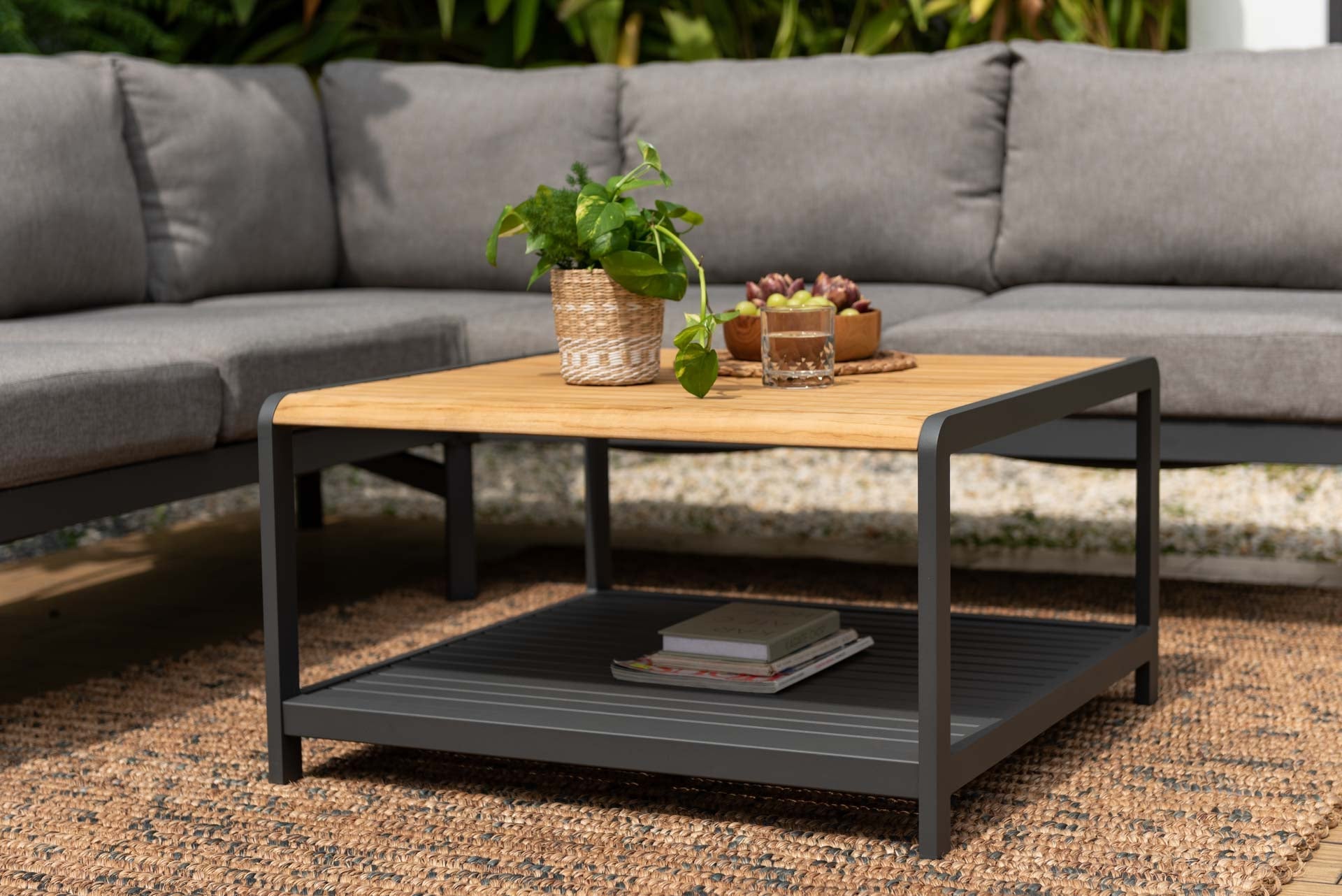 Amber Sectional Coffee Set