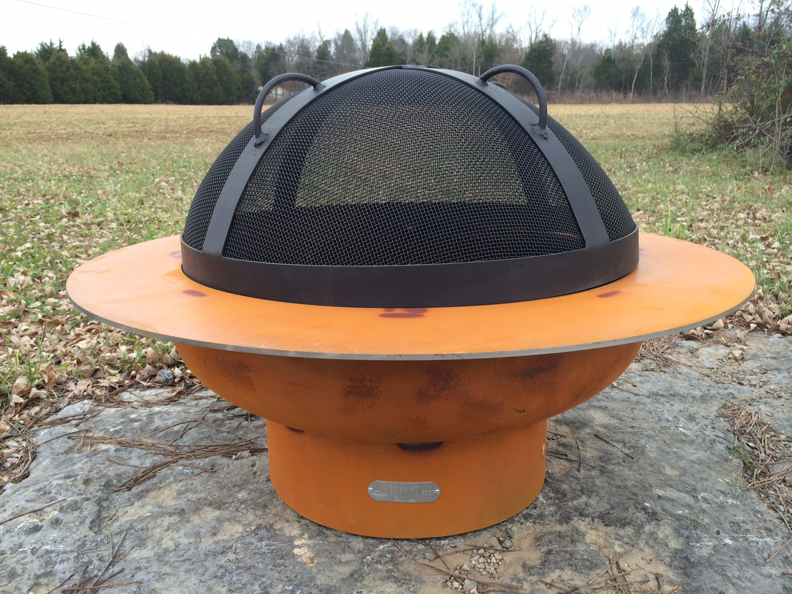 Saturn Fire Pit with Lid